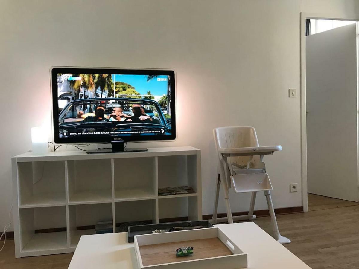 Appart Calme & Moderne Au Coeur De La Ville + Wifi La Rochelle  Exterior foto