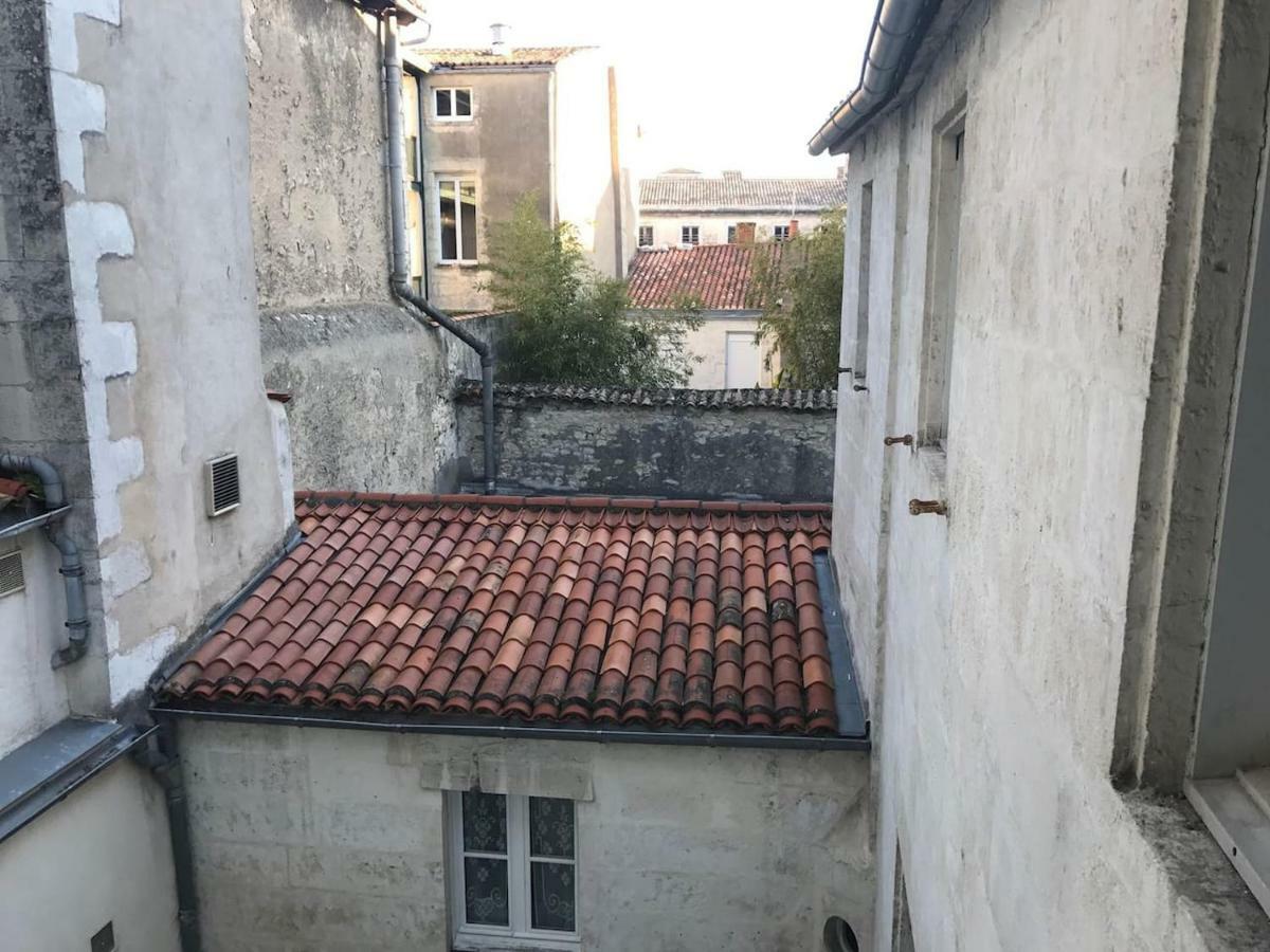 Appart Calme & Moderne Au Coeur De La Ville + Wifi La Rochelle  Exterior foto